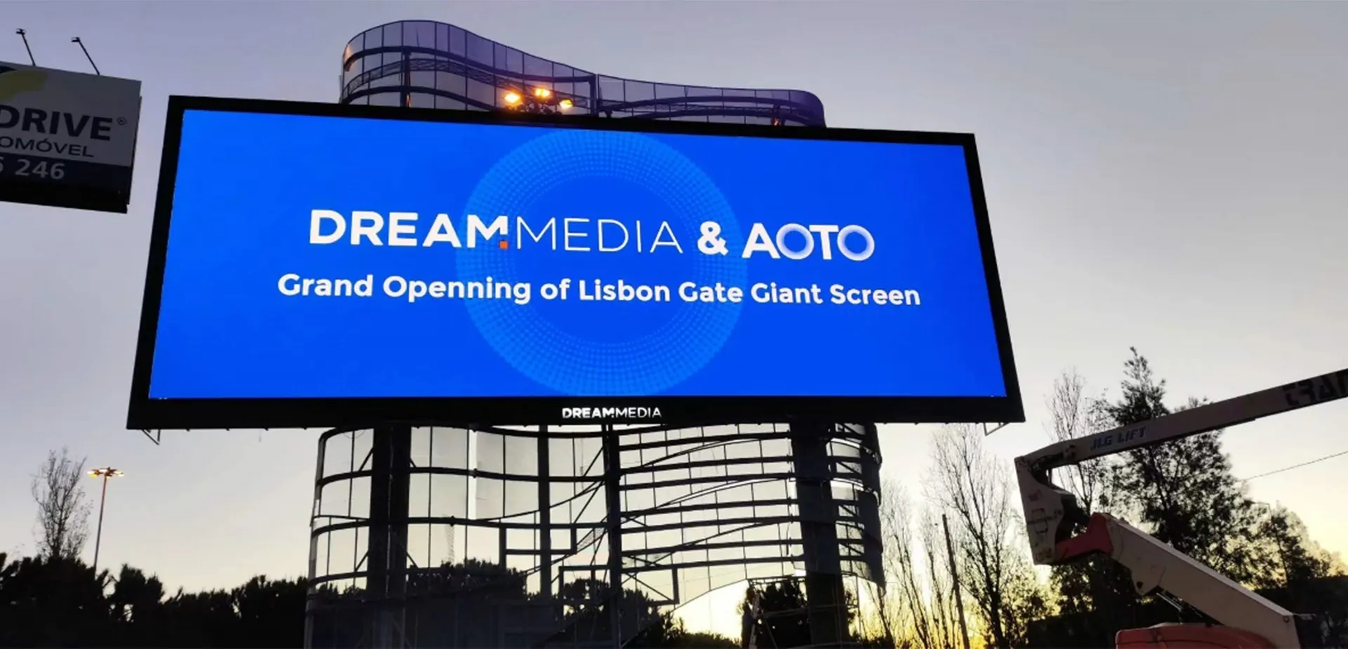 Portugal’s largest outdoor LED display Lisboa Gate project